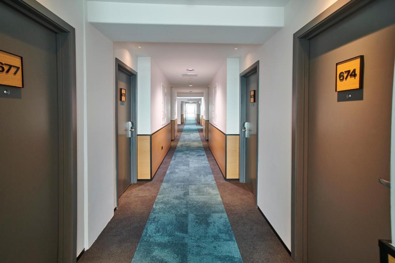 Ibis Hamilton Tainui Hotel Bagian luar foto
