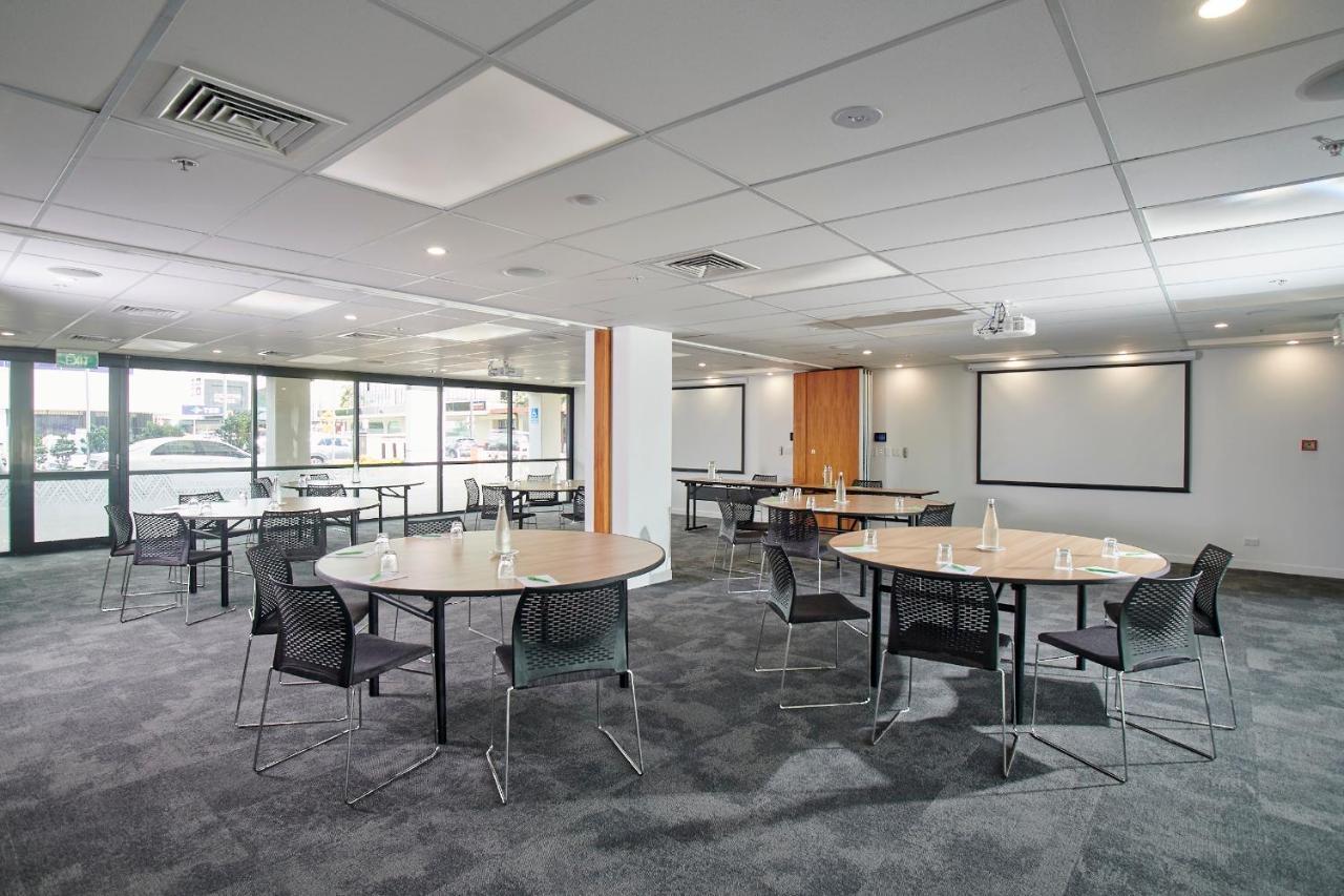 Ibis Hamilton Tainui Hotel Bagian luar foto