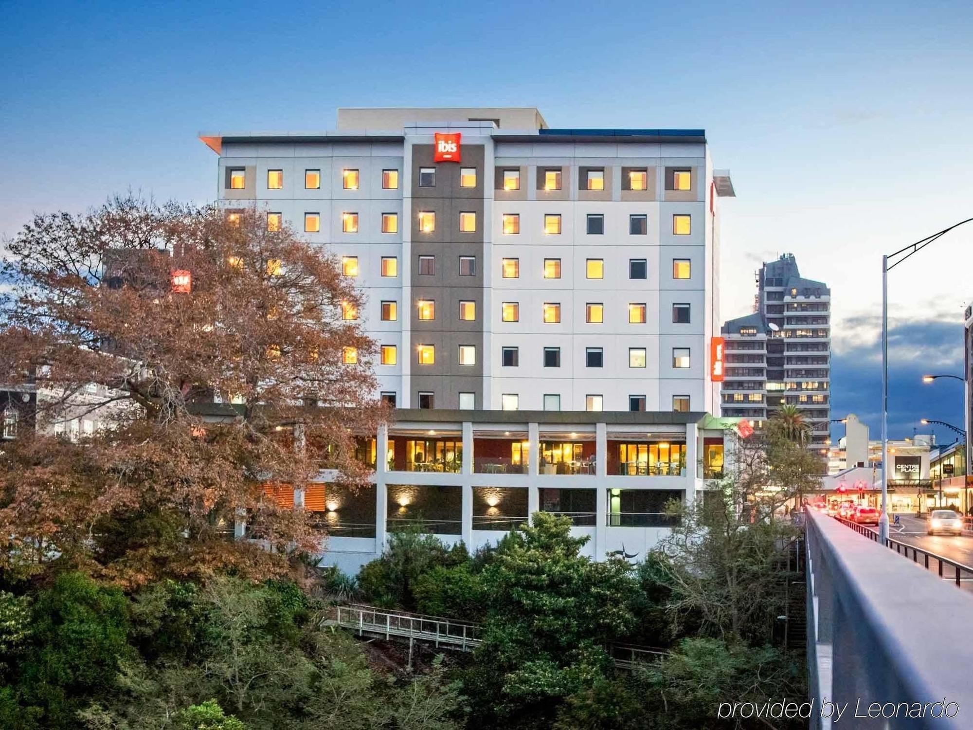 Ibis Hamilton Tainui Hotel Bagian luar foto