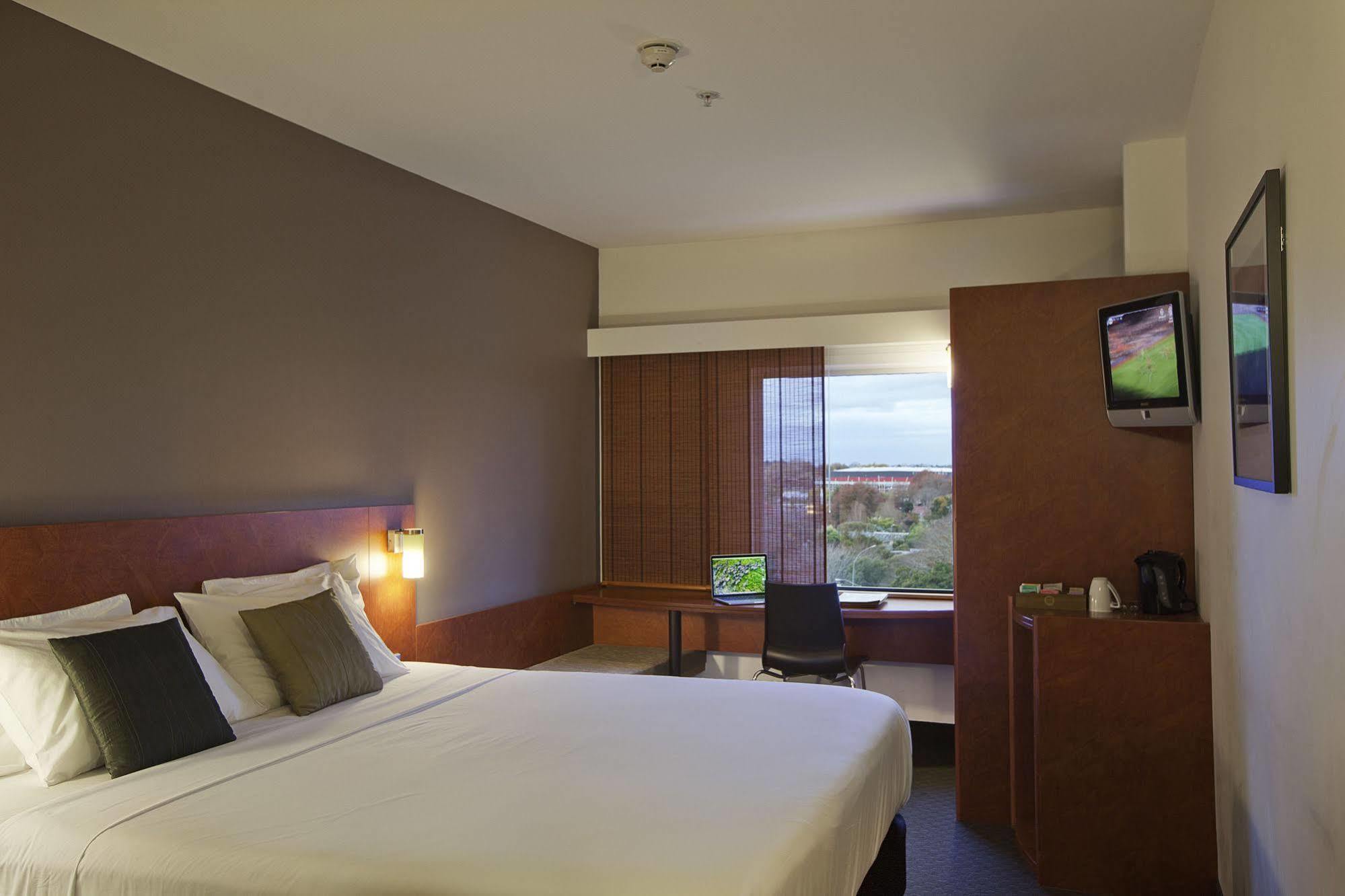 Ibis Hamilton Tainui Hotel Bagian luar foto